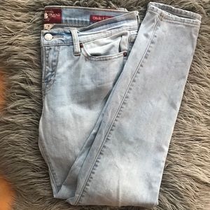 SALE💥 Lucky Brand Charlie Skinny Jeans